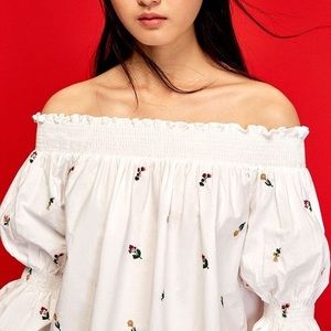Zara white off the shoulder blouse with embroidery size small